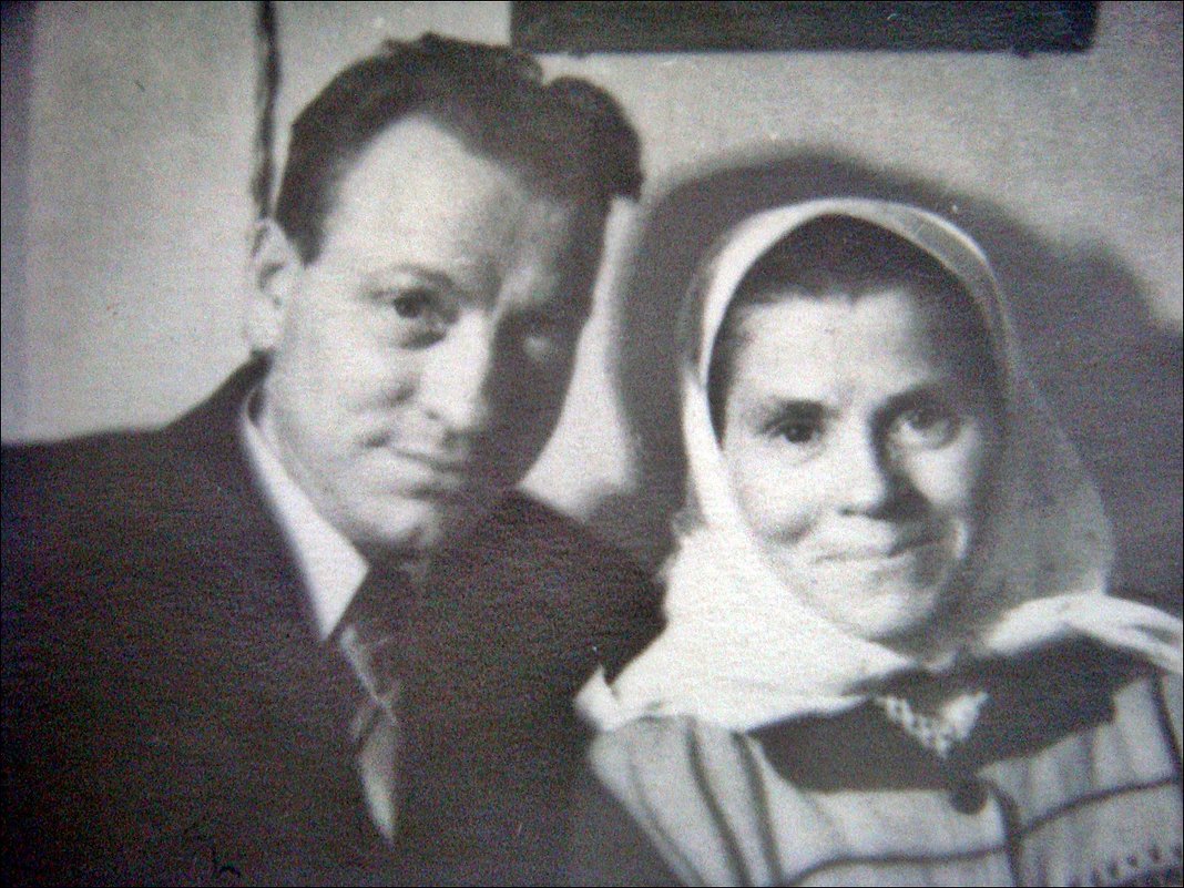 Брат и сестра - Василий и Надежда. 1956 год - Нина Корешкова