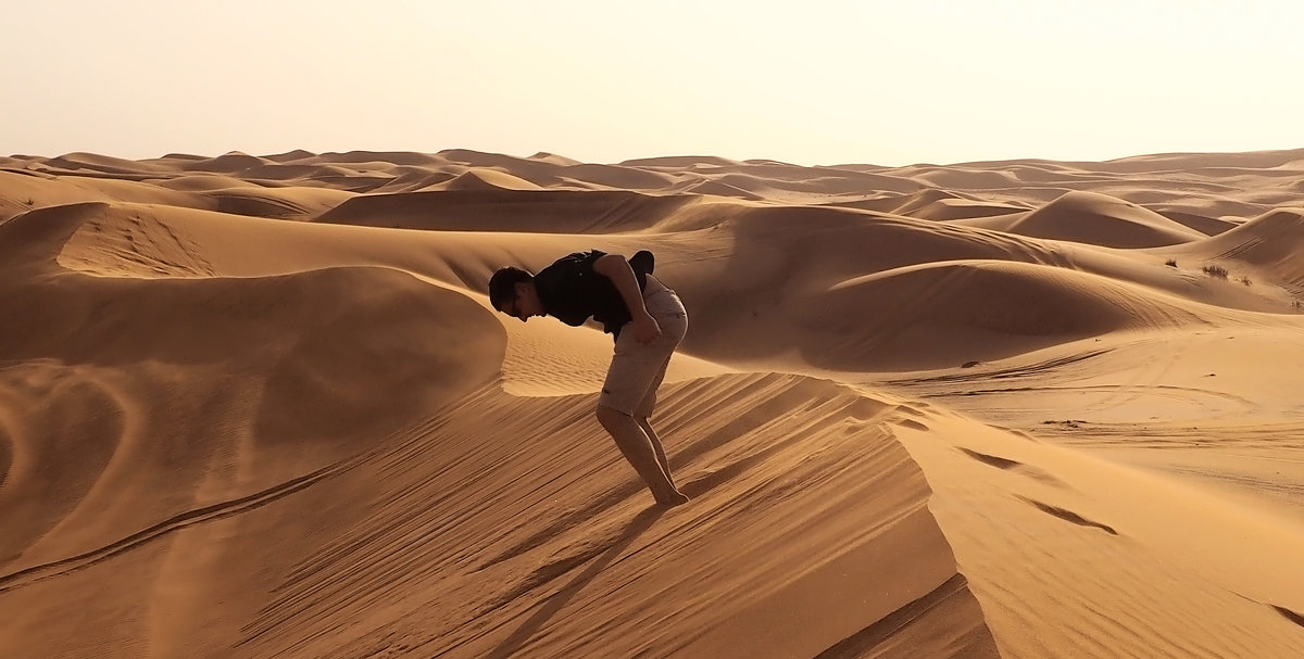 Красивый кунилингус в песках пустыни