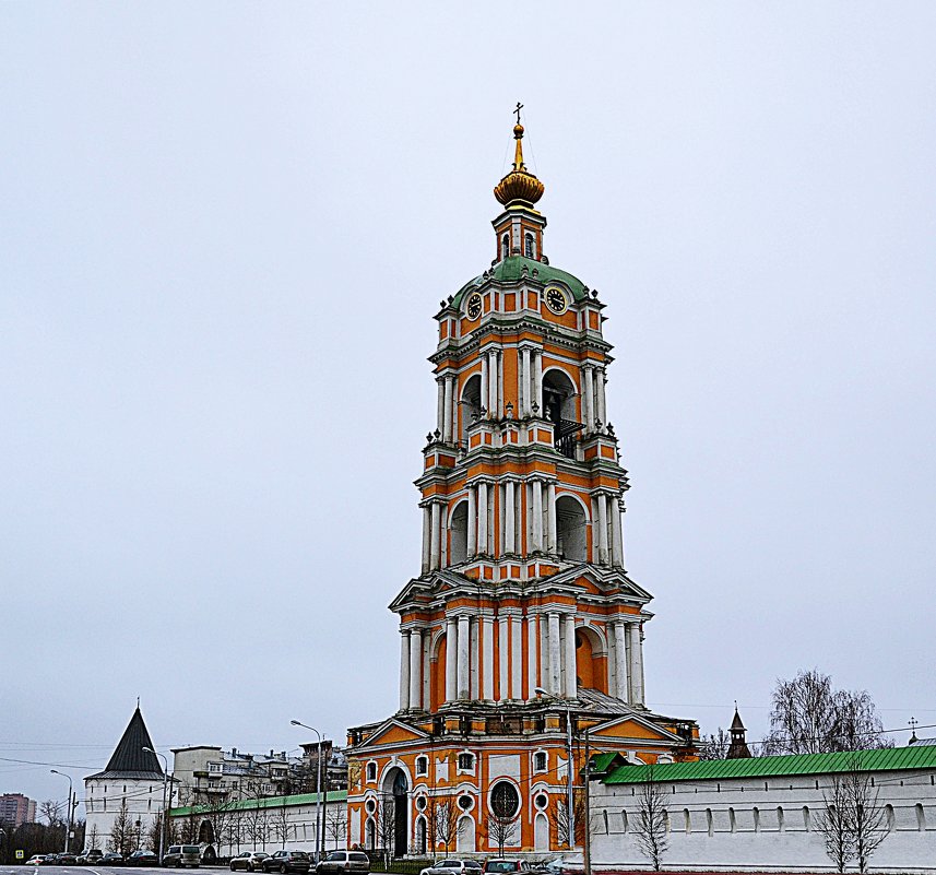 Колокольня Ново-Спасского монастыря - Владимир Болдырев