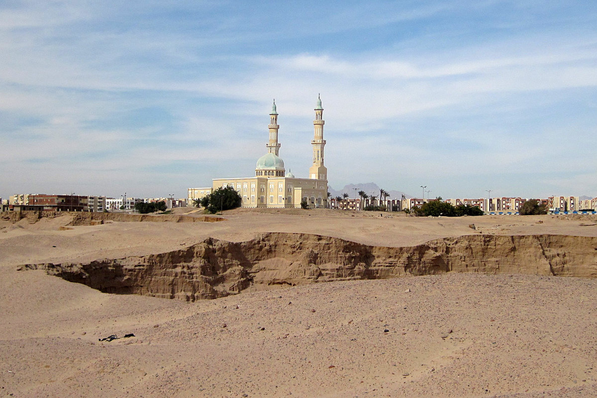 Файруз мечеть - Lukum 