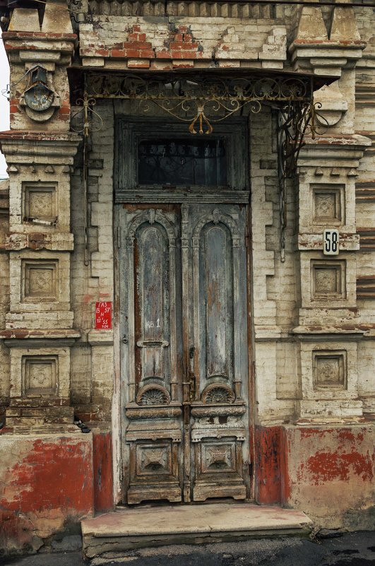 Старые двери - Константин Бобинский