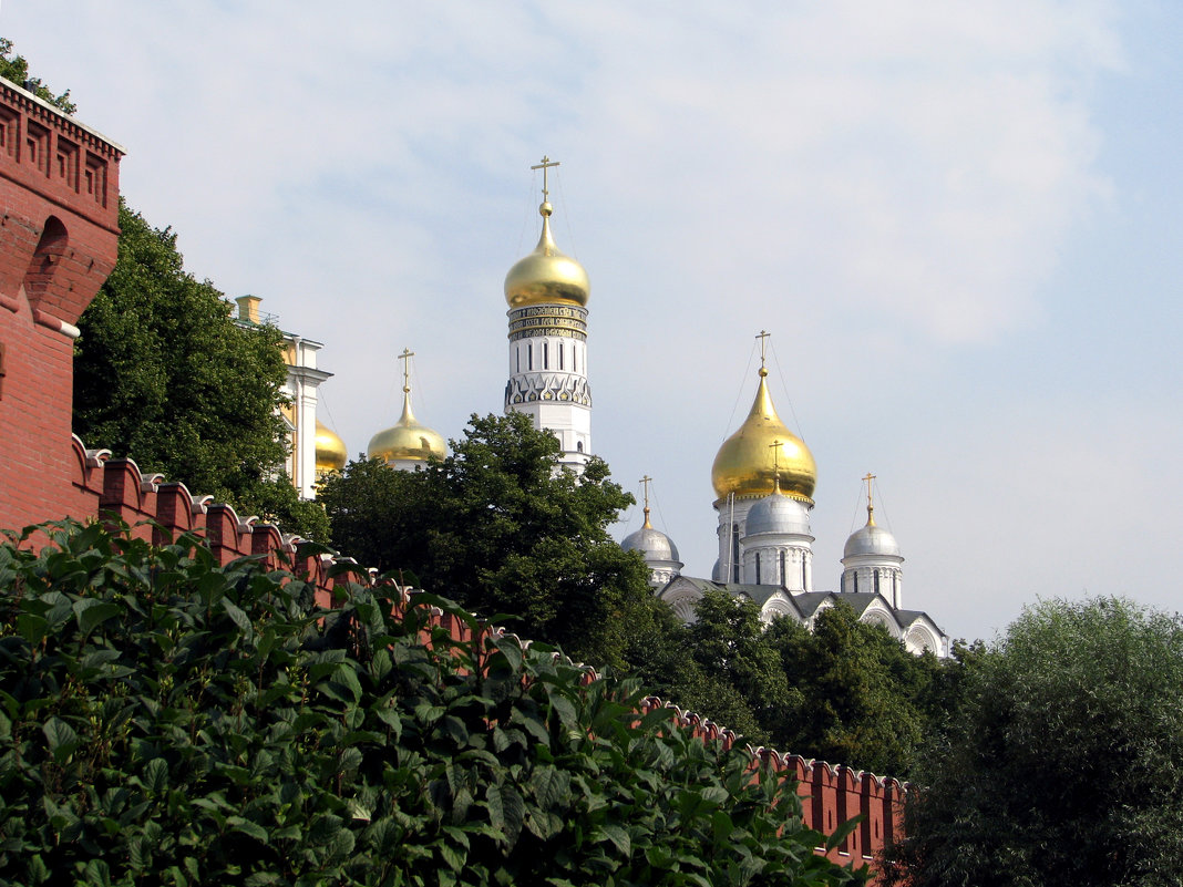 Москва златоглавая - Grey Bishop