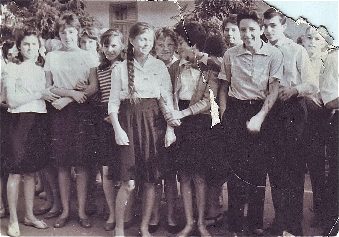 Восьмиклассники. 1964 год - Нина Корешкова