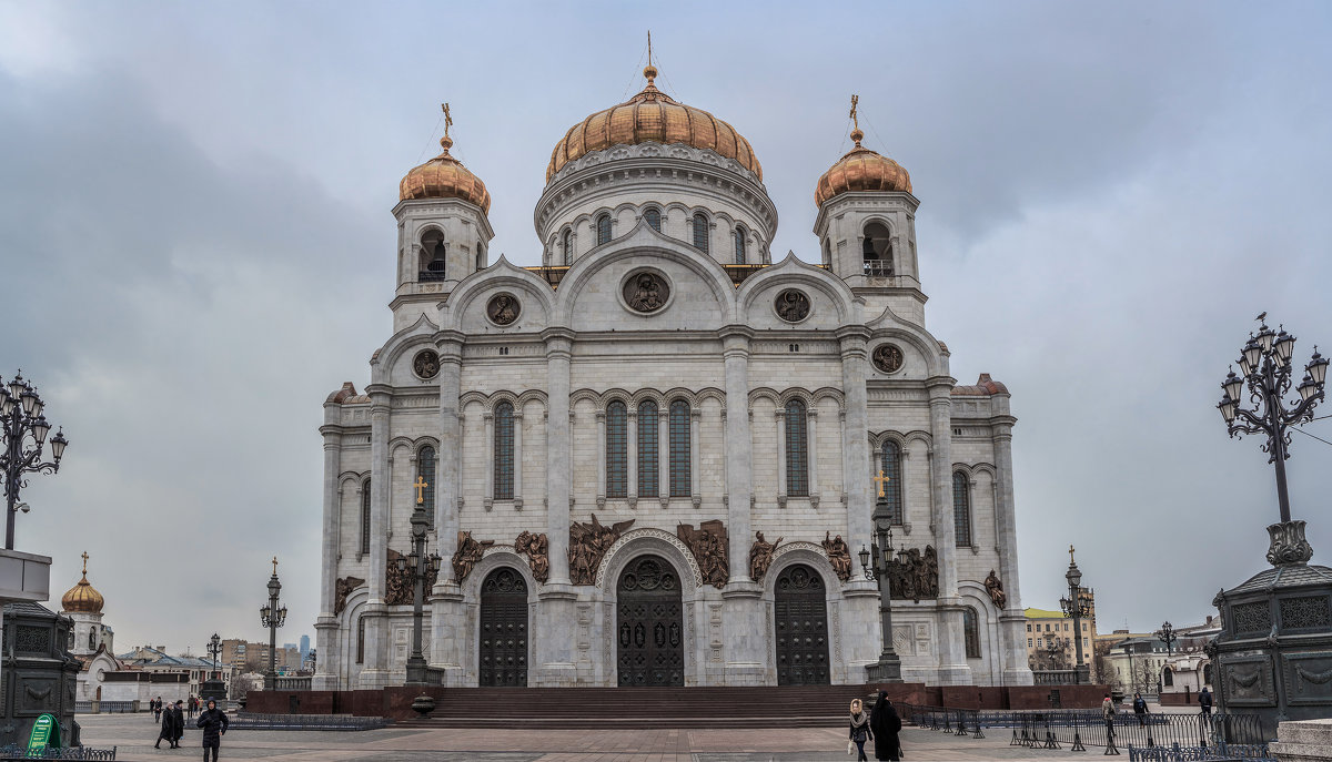 ***** - Дамир Белоколенко