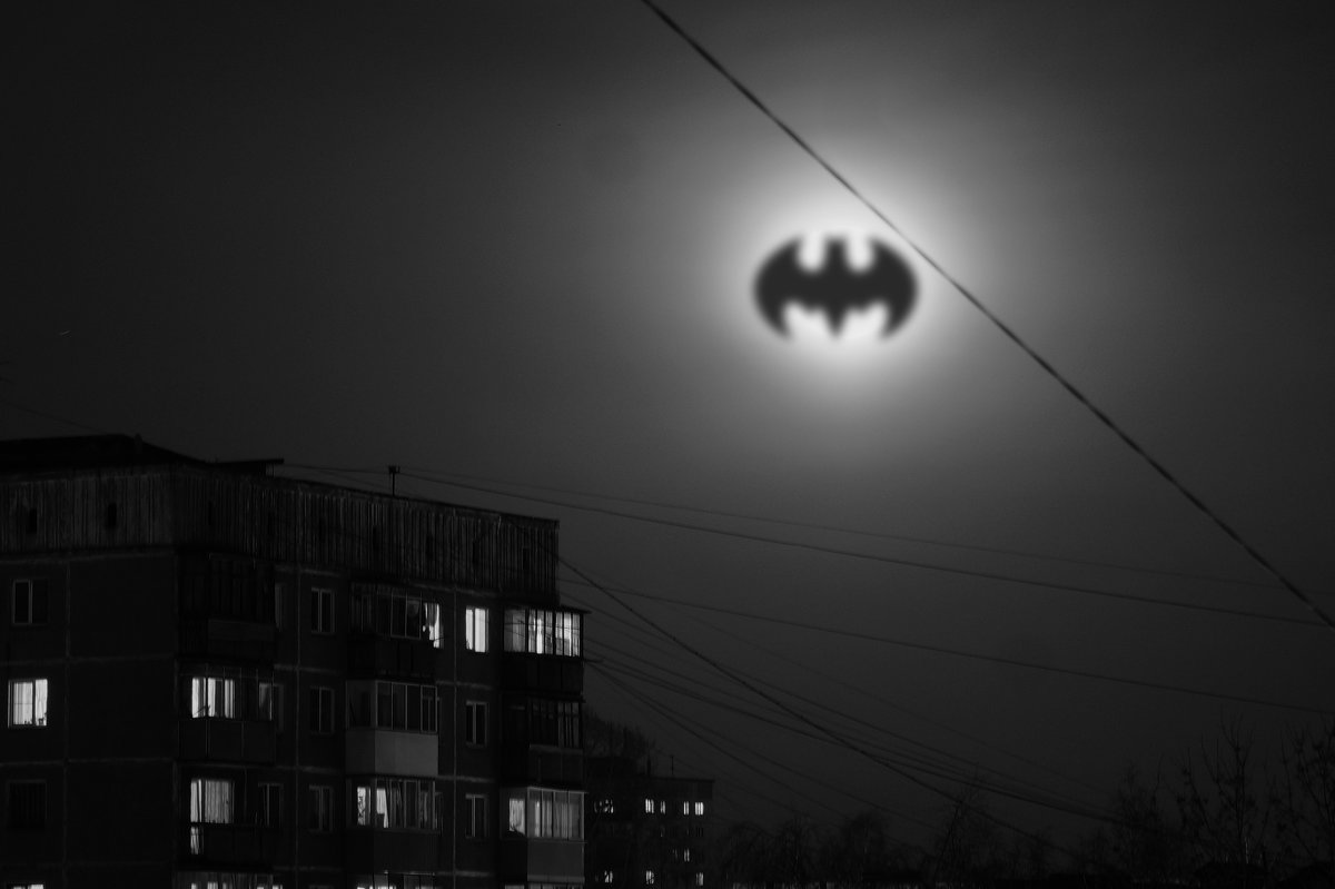 В ночь выхода Бэтмен против супермена - Артем 