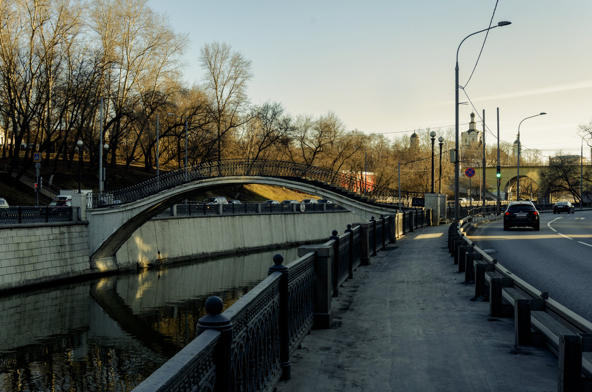 Таможенный мост - Константин Сафронов