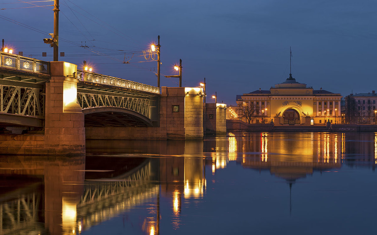 Дворцовый мост + - Valerii Ivanov