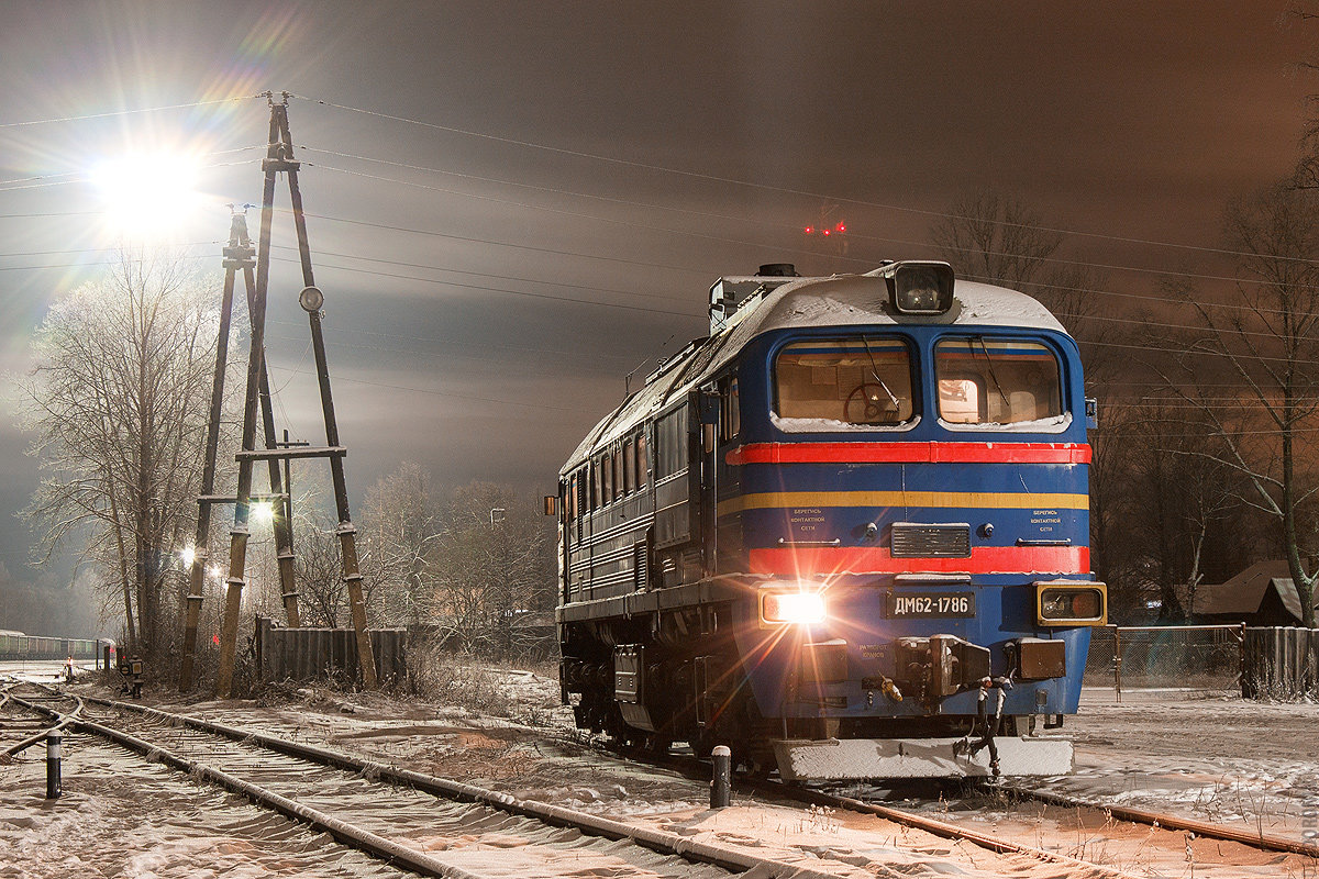 Морозное утро на станции Осташков - Денис Доронин