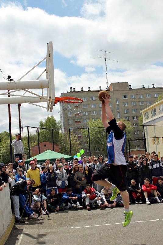 StreetJAM / Novosibirsk 2013 /  Конкурс  - Slamdunk - Алиса Павлова