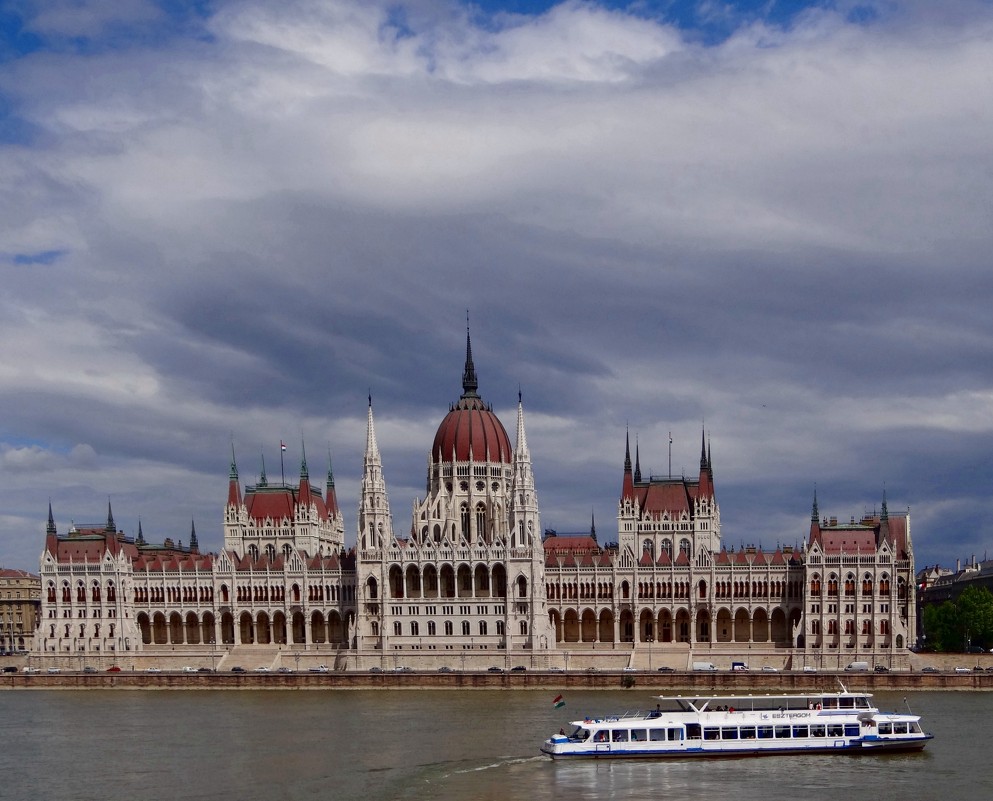 Венгерский парламент. - Ольга 