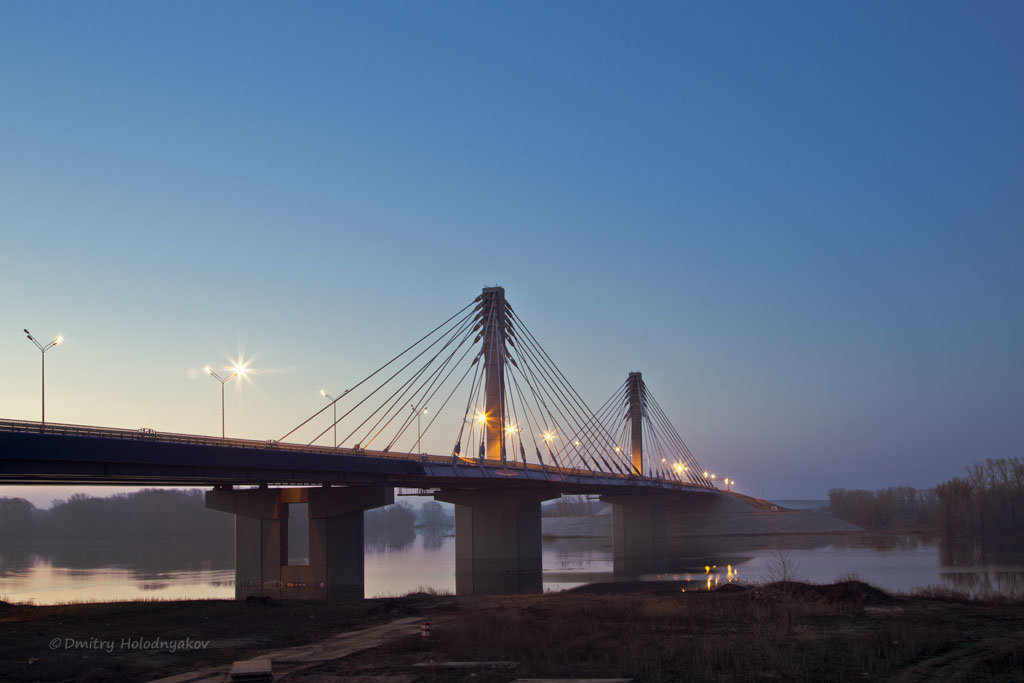 Утро на мосту - Дмитрий 