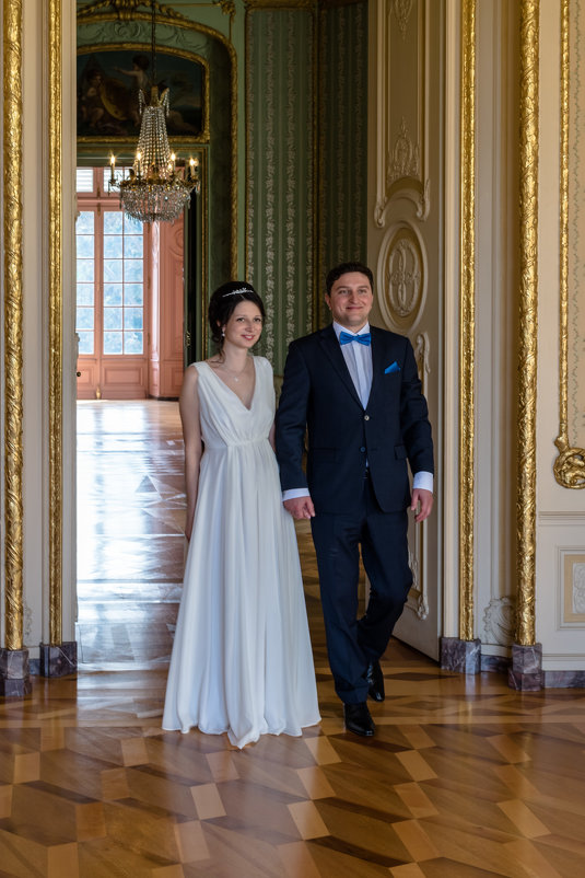 Жених и невеста в замке Бенрат, Дюссельдорф - Witalij Loewin