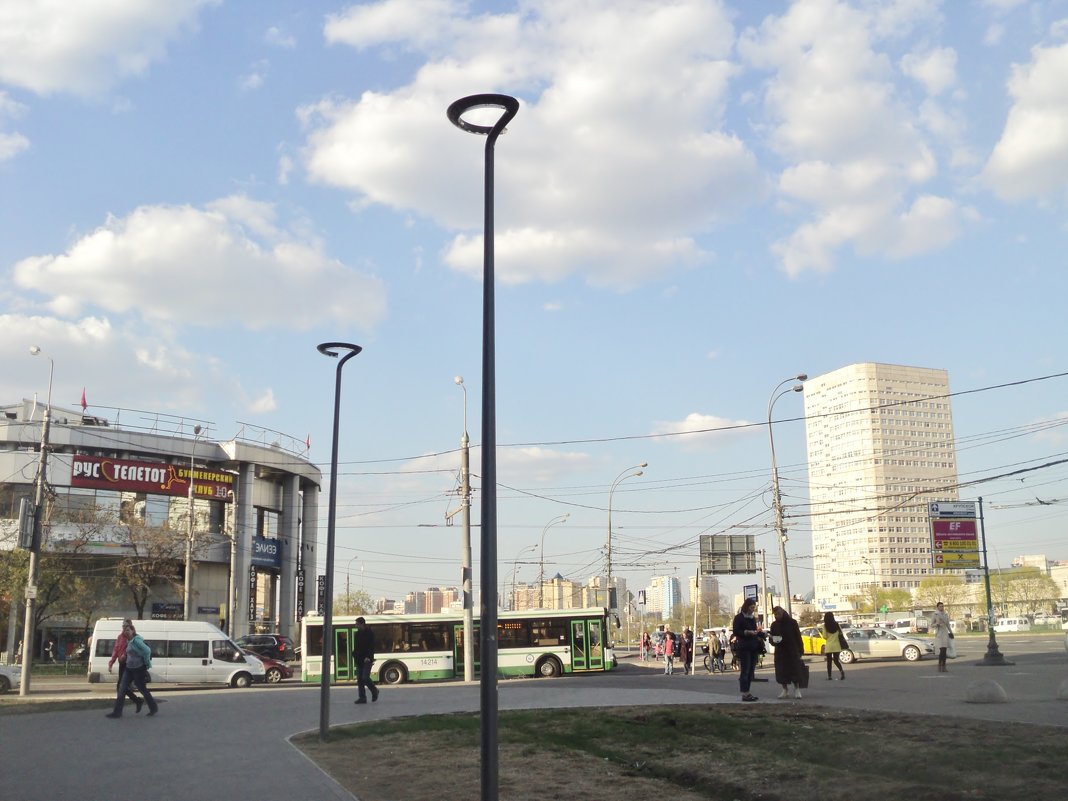 Москва метро Юго-Западное - Ольга Кривых