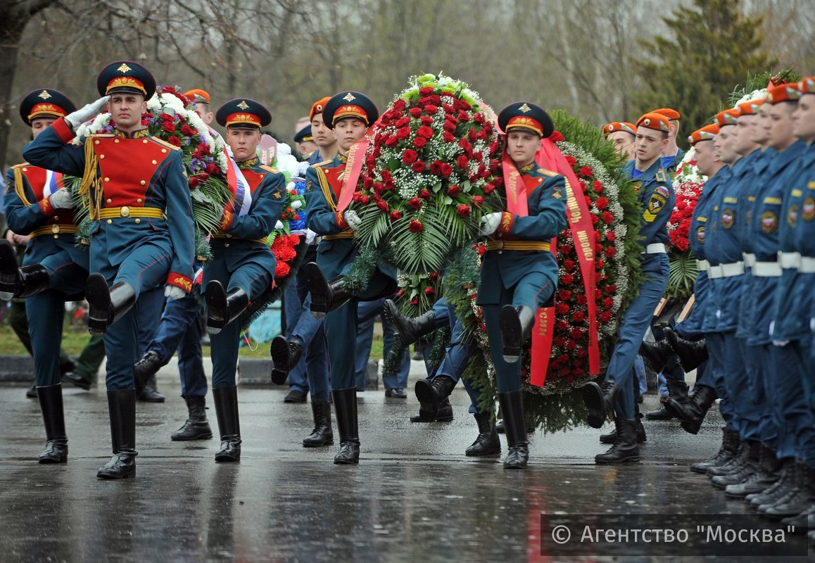 Возложение к памятнику Чернобыльцам - Владимир 