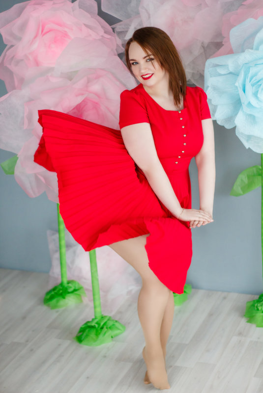 Lady in red - Ирина Сапожникова