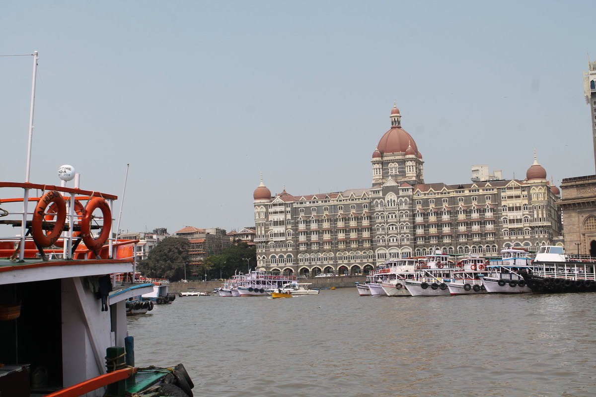Вид на отель Таж Махал в г. Мумбае - maikl falkon 