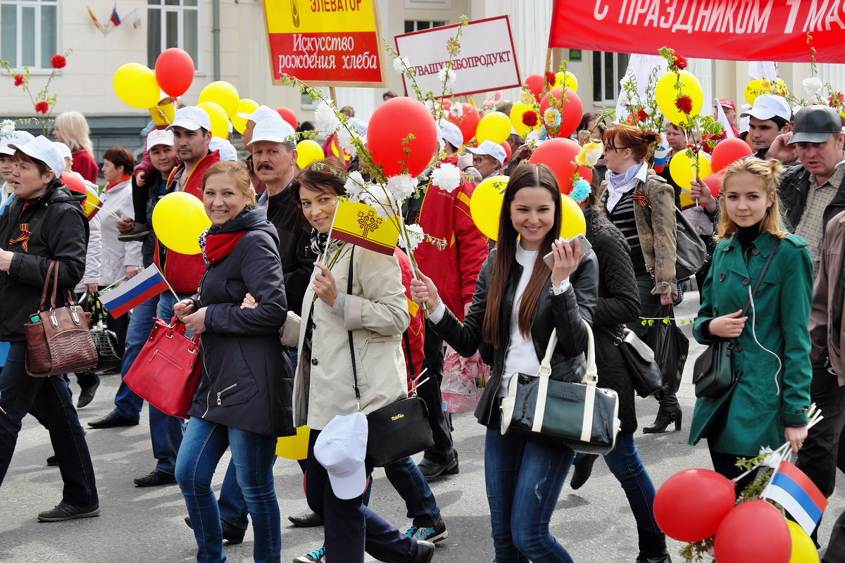 Первомай 2016 в Чебоксарах - Валерий Шибаев