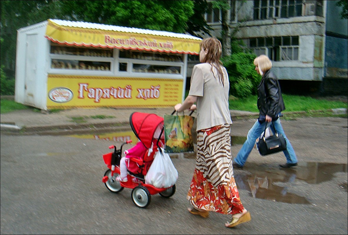 Мама промокла, а дочка под защитой - Нина Корешкова