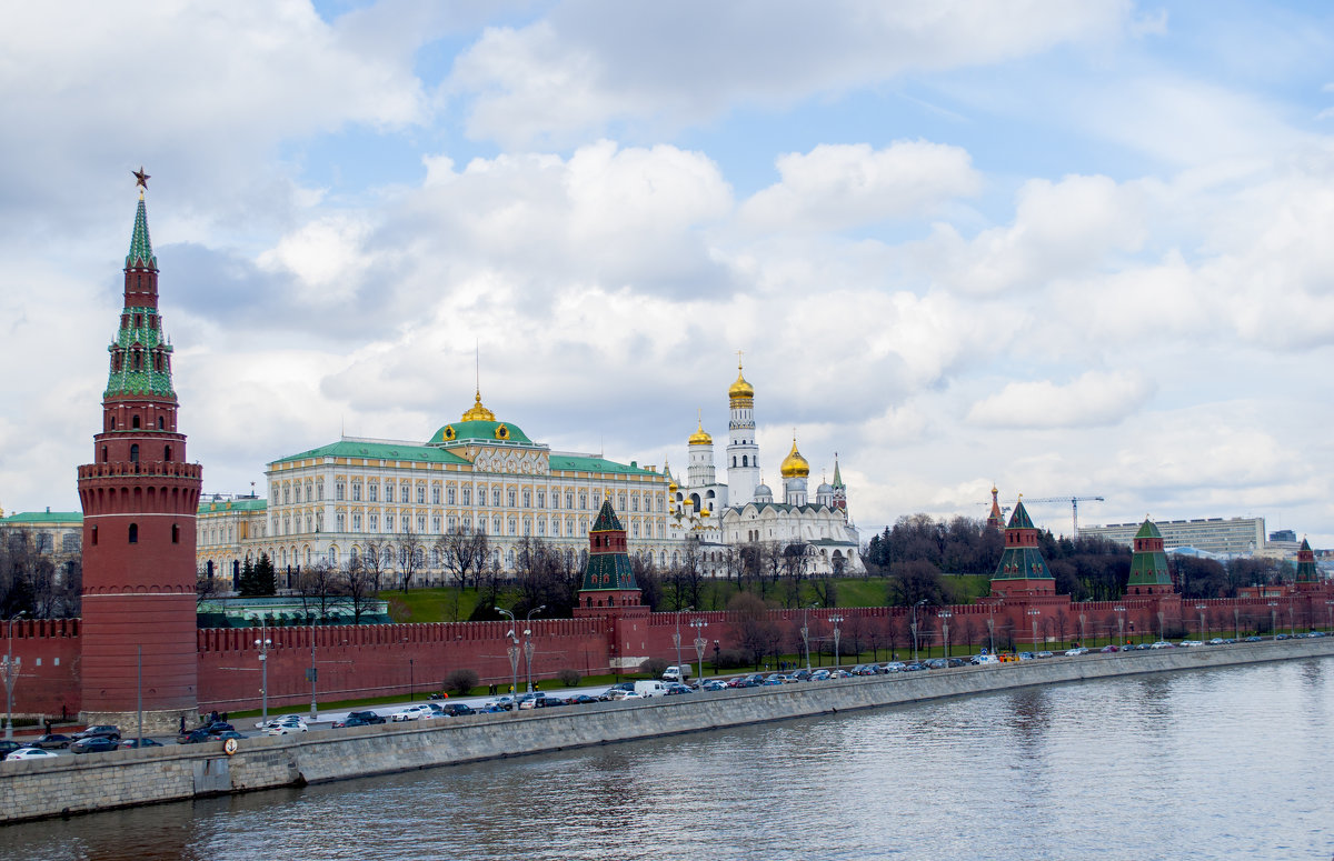 Кремль - Александр Аполонов