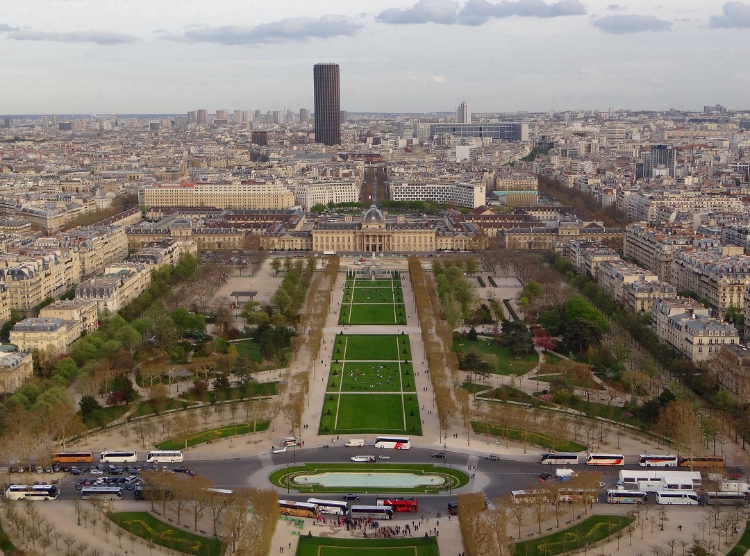 Вид на Париж с Эйфелевой башни. - Ольга 