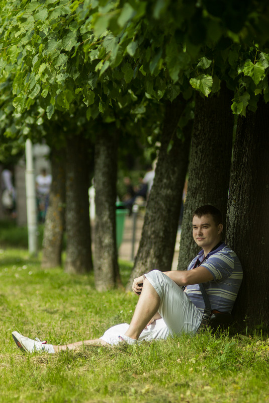 В парке - Алексей Иванцов