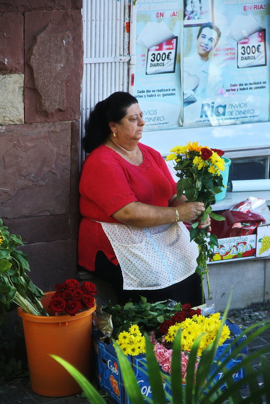 Продавщица цветов - M Marikfoto