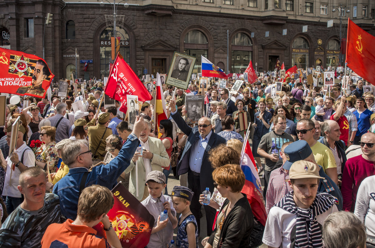 *** - Аркадий Беляков