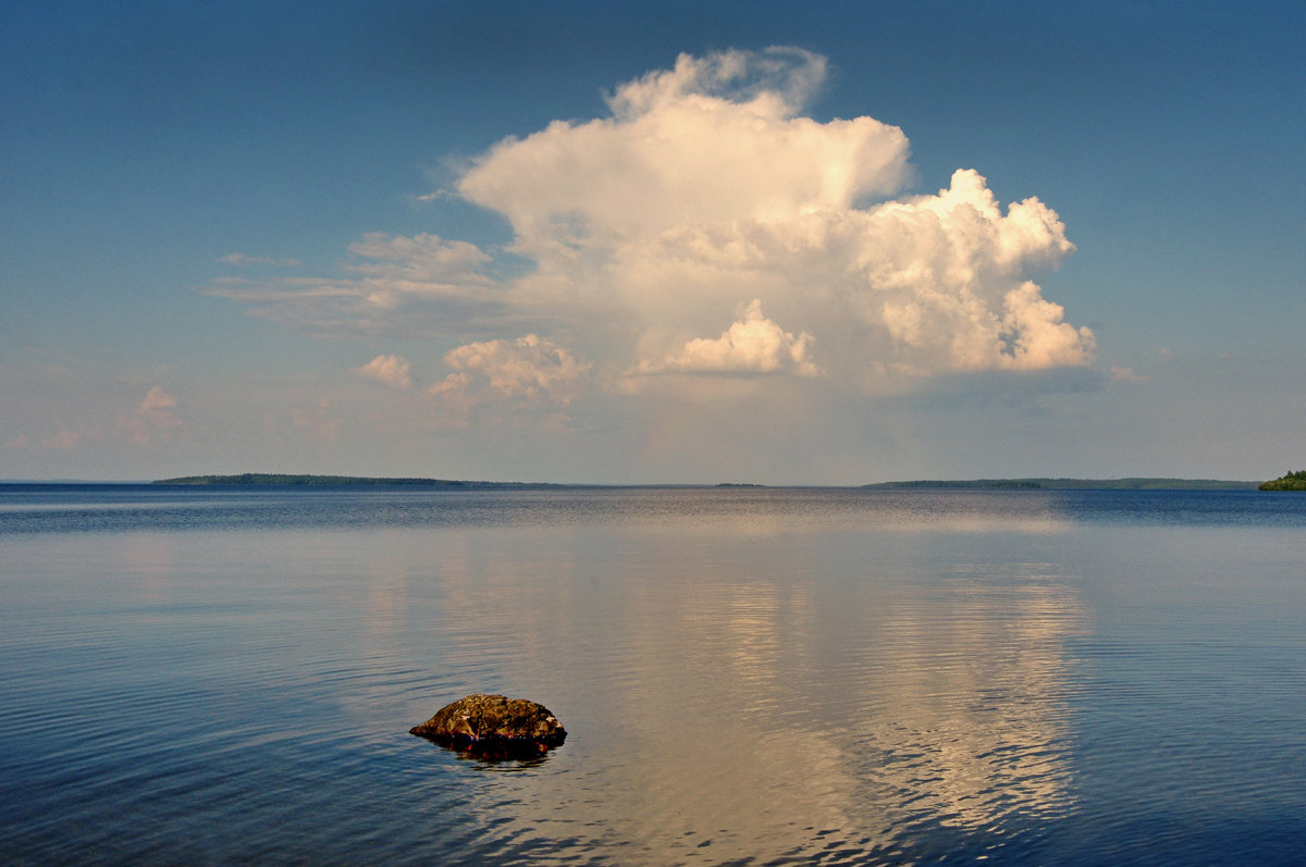 Облако над озером - Валерий Талашов