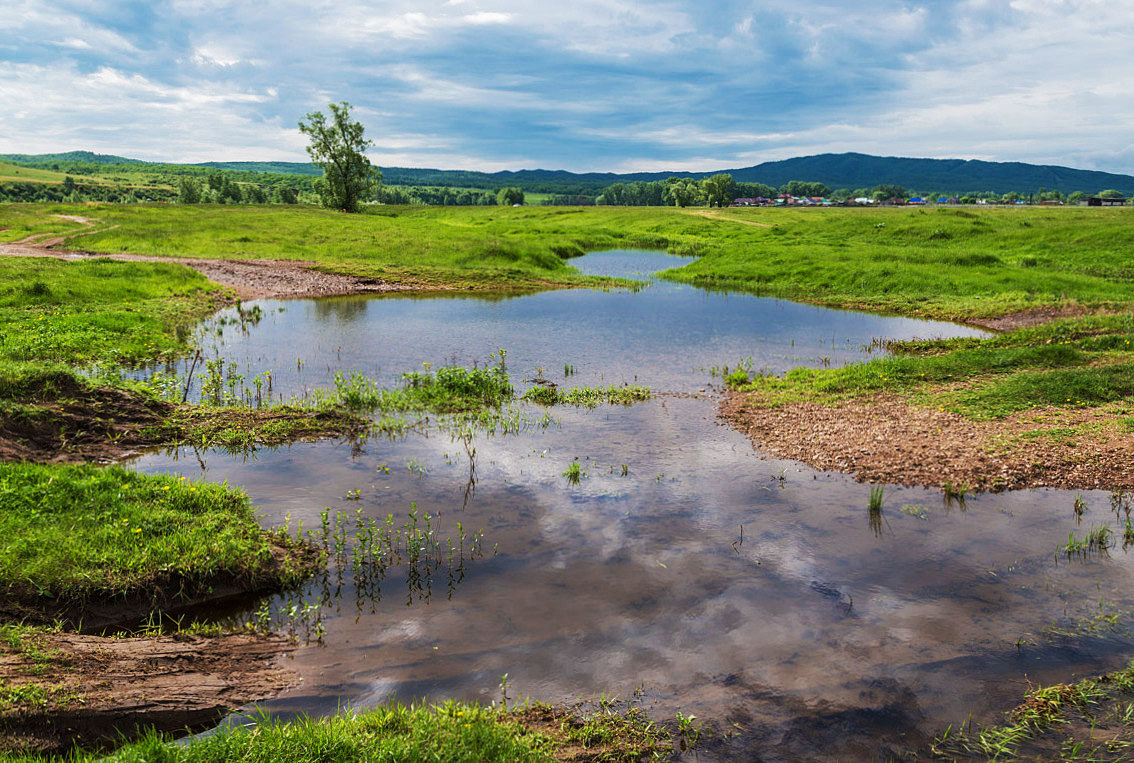 Озеро талой воды - Любовь Потеряхина