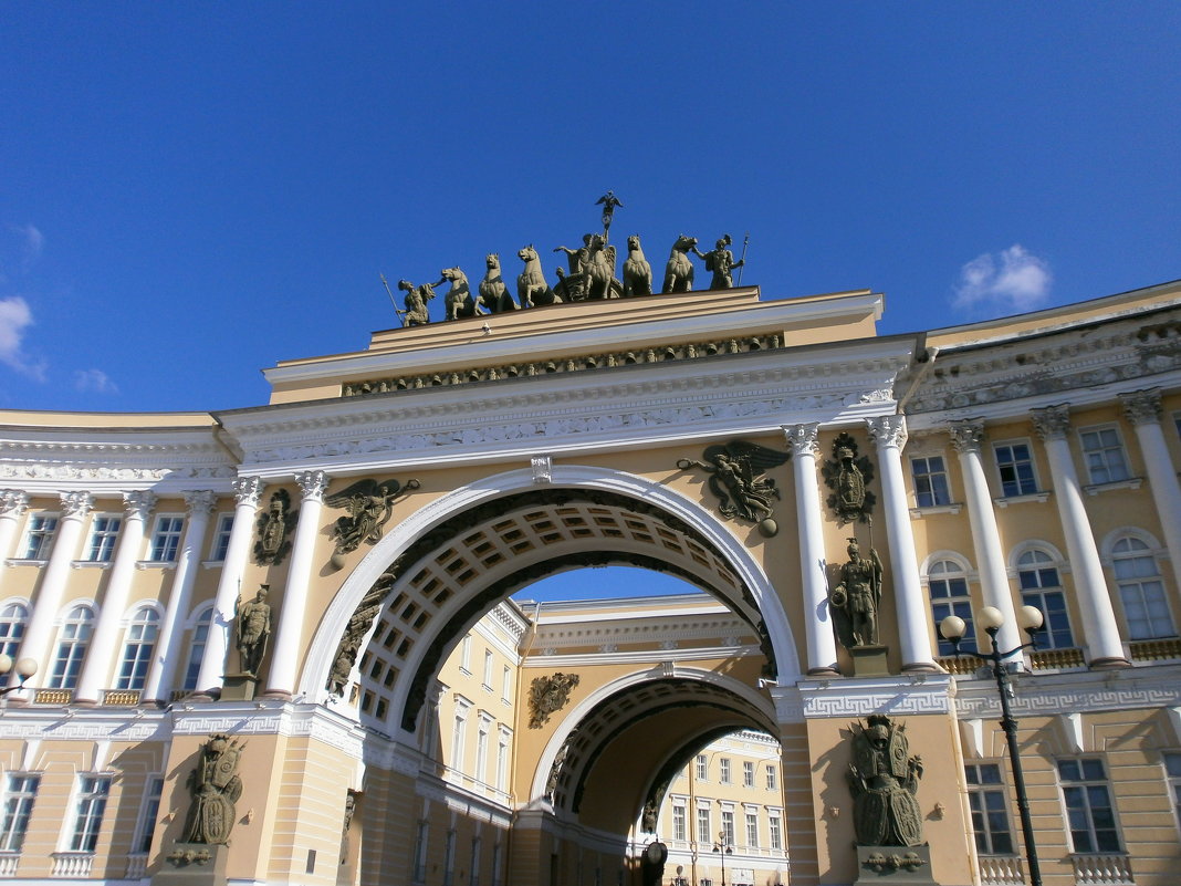 Триумфальная колесница на арке Главного штаба - Svet Lana 