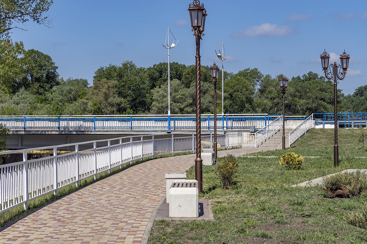 Мост через реку Кубань - Игорь Сикорский