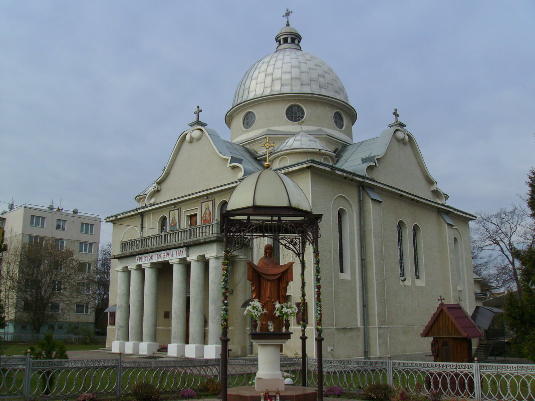 Греко - католический  храм  в  Богородчанах - Андрей  Васильевич Коляскин