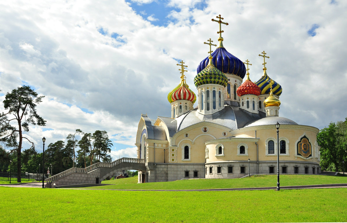 Патриаршее подворье в Переделкино зима