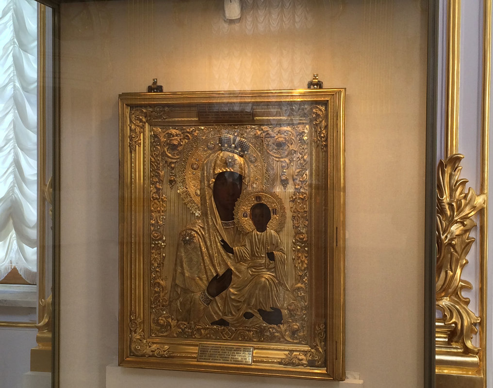Икона в в церкви Эрмитажа - Наталья 