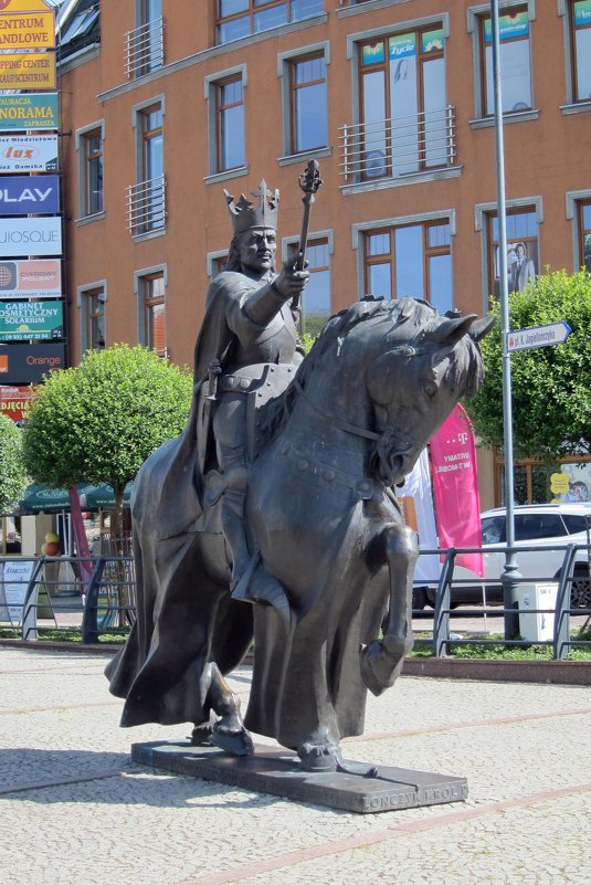 Памятник польскому королю Казимиру - Вера Щукина