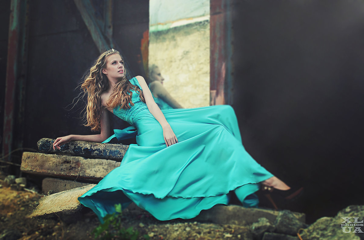 Blue dress - Xeniya Likich
