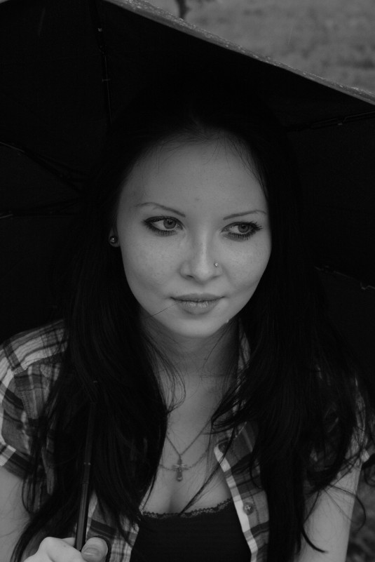 Под дождем - Ирина Тихоненко