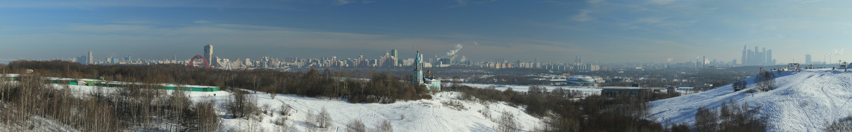 панорама Москвы с Крылатских холмов. - Yuri Chudnovetz
