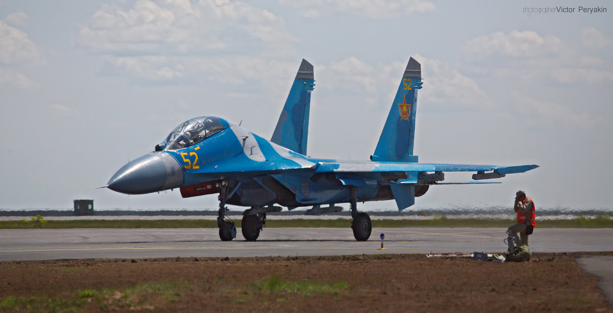 Летные выступления ВВС Казахстана на КАТEX-2016 - Виктор Перякин
