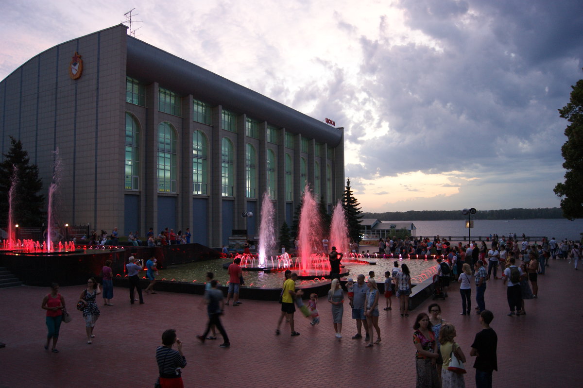 Музыкальный фонтан на набережной Самары - nika555nika Ирина