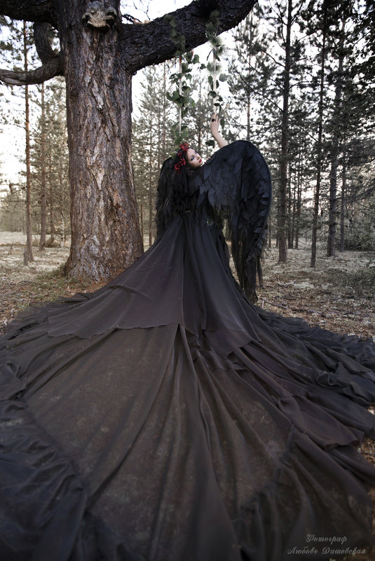 Фотосессия "Чёрный ангел" - Любовь Дашевская