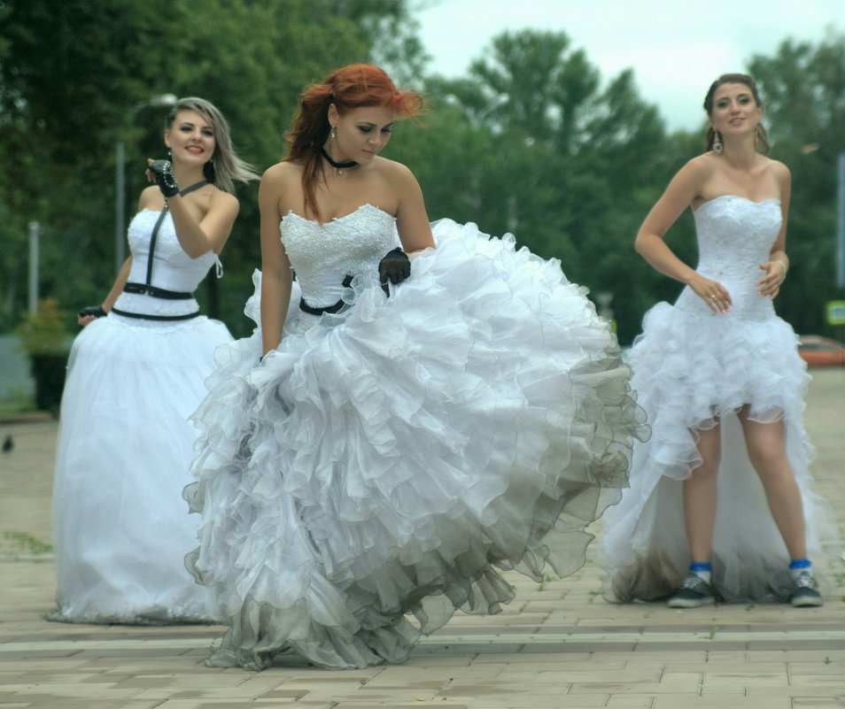 Танец невест - delete 