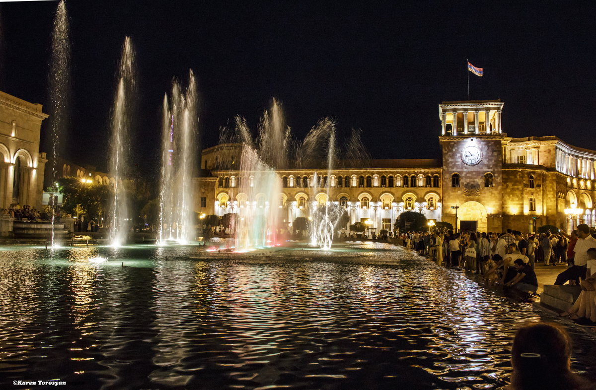 Поющие фонтаны Еревана - Karen Torosyan