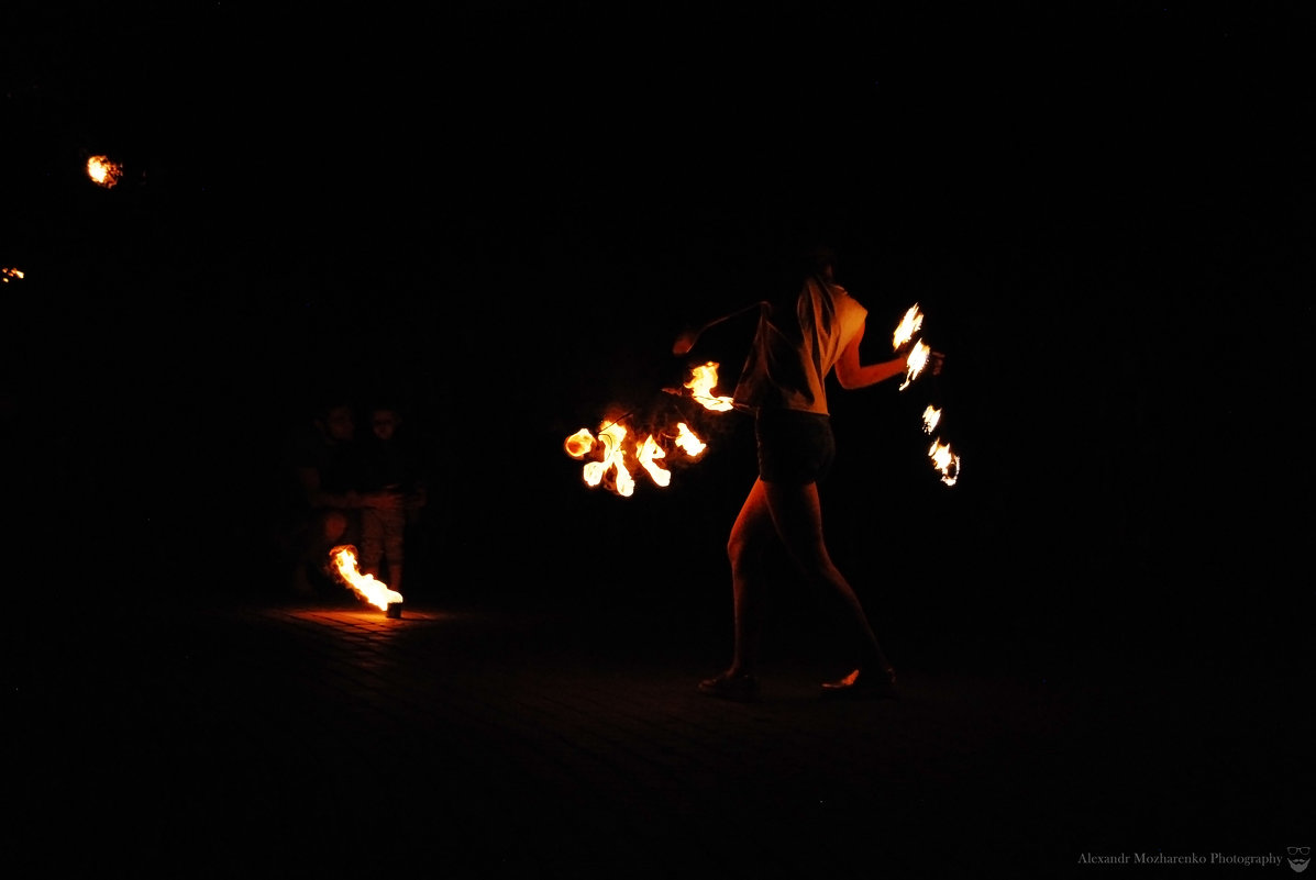 Fire show - Alexandr Mozharenko