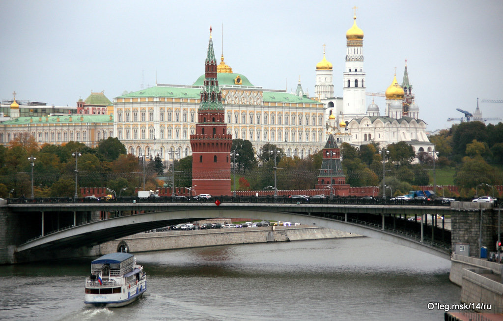 ритмы города-вид на Кремль - Олег Лукьянов