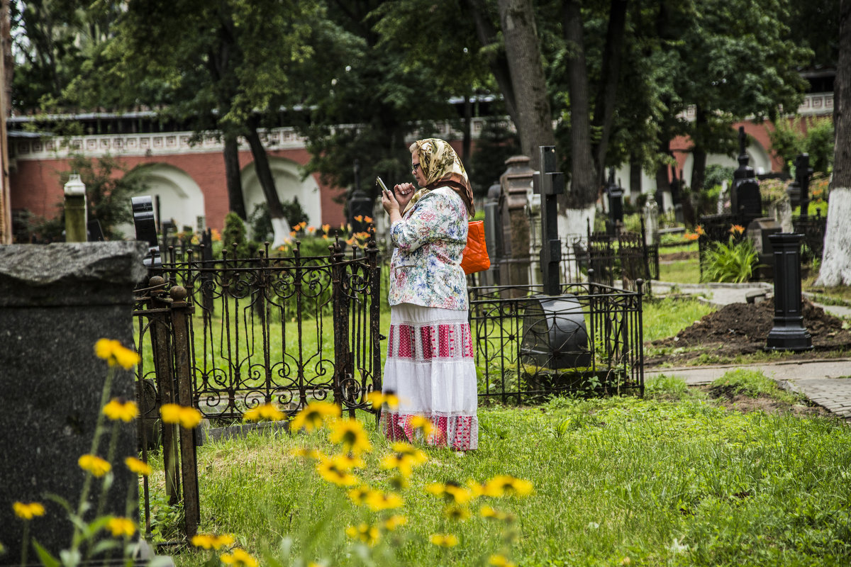 в монастыре - Василий Шестопалов