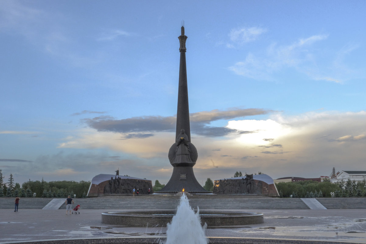 Монумент «Отан коргаушылар» (Защитники отечества), г.Астана - Anita Lee