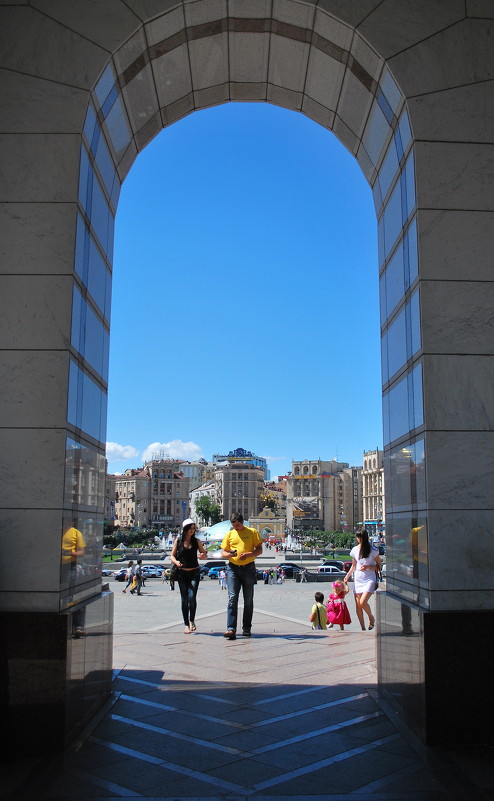 Площадь Независимости - Elena Balatskaya