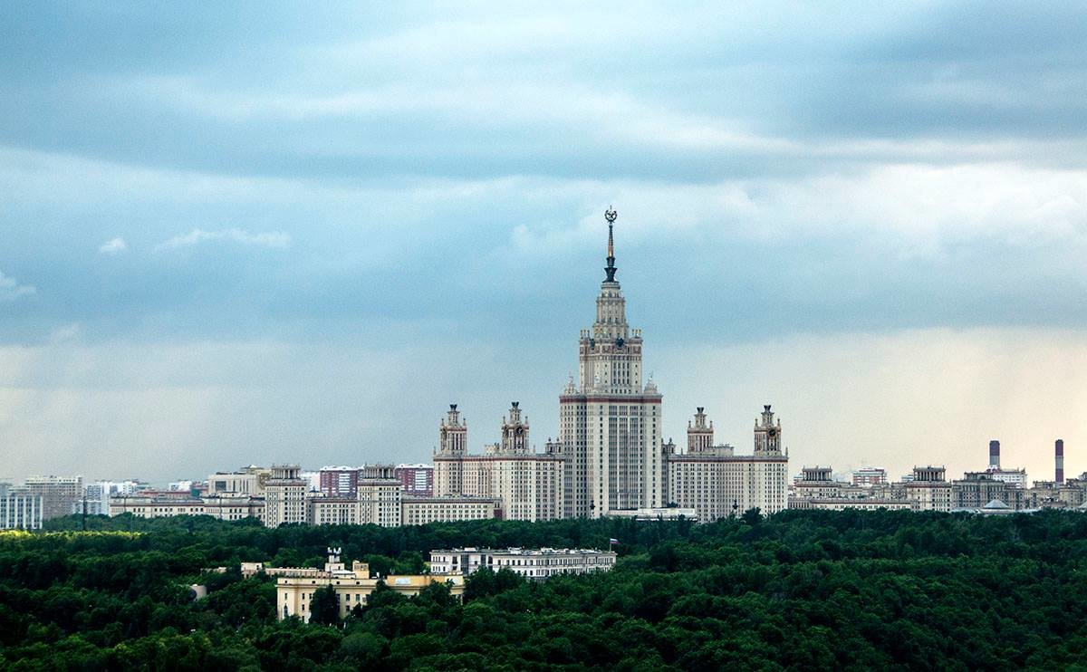 МГУ в любую погоду прекрасен - Сергей Т