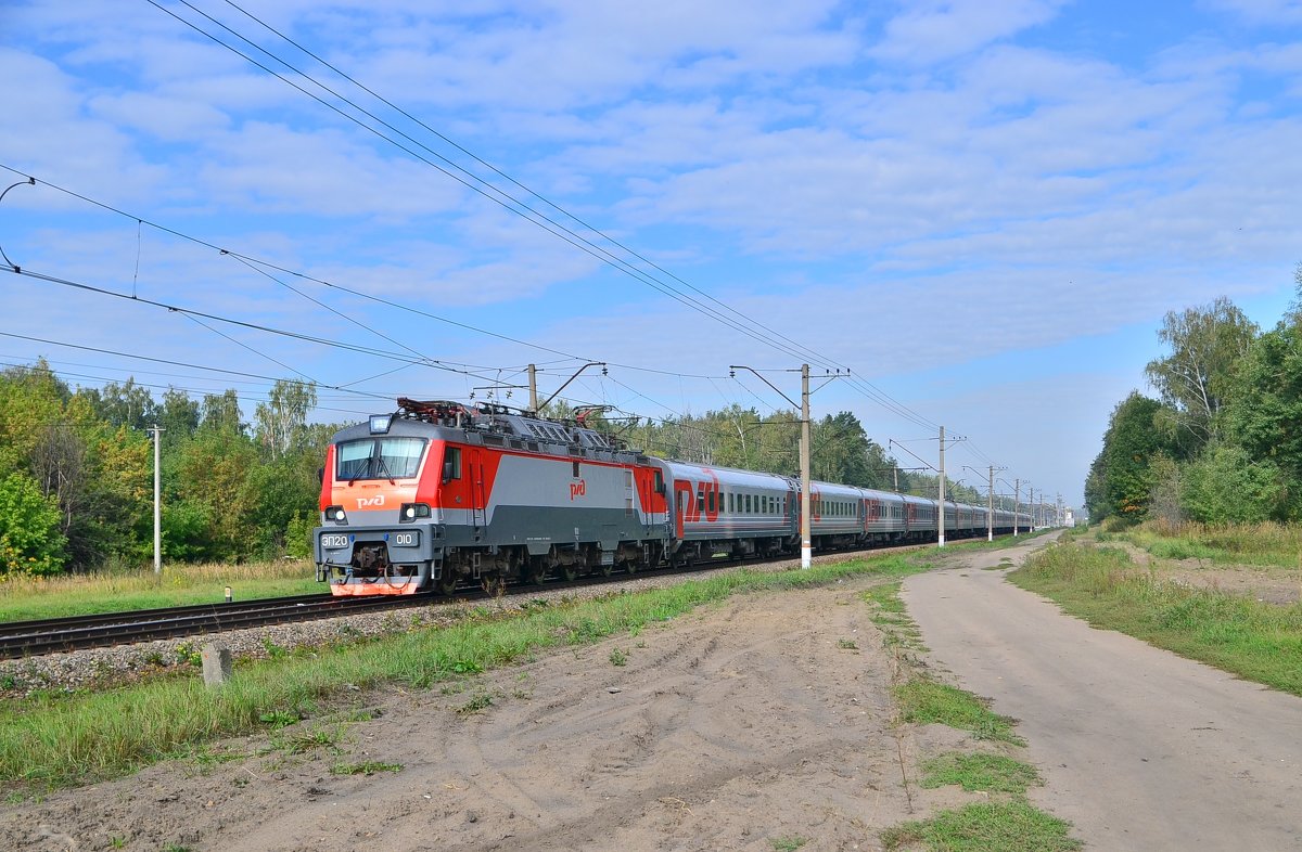 Электровоз ЭП20-010 - Денис Змеев